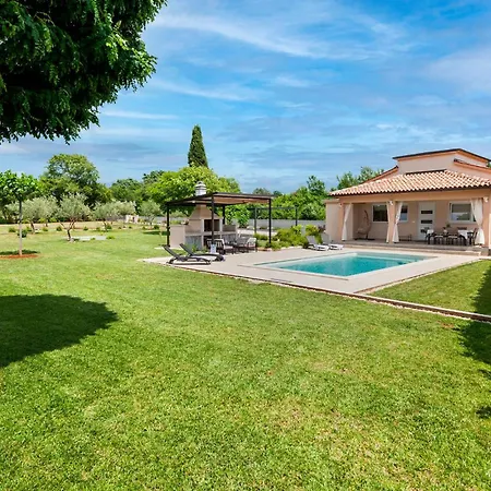 Mila Holiday home