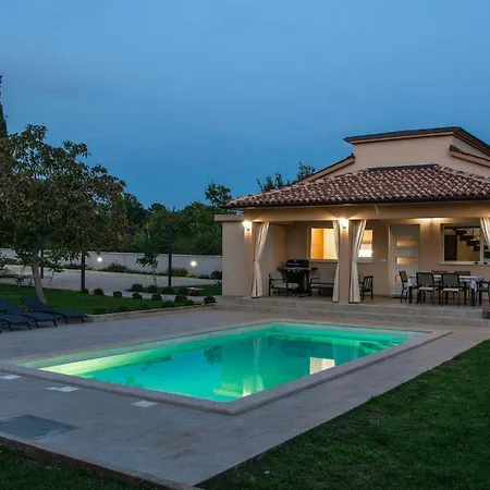 Mila Holiday home *